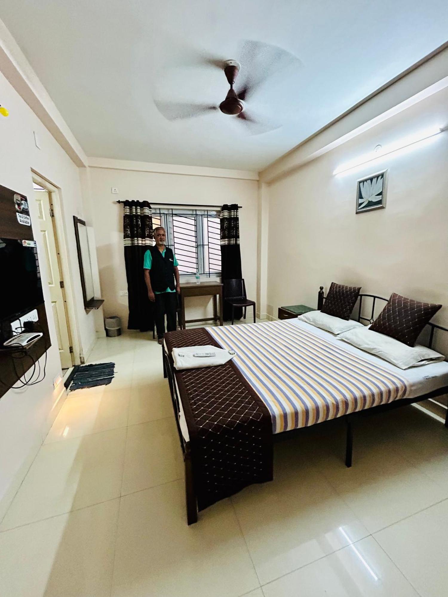 Hotel Jothi Coimbatore Exteriör bild