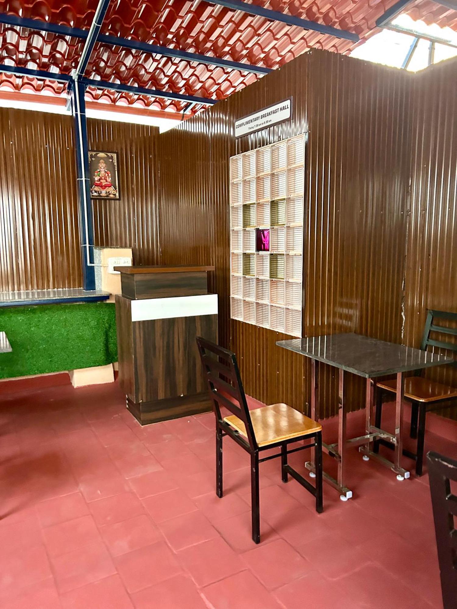 Hotel Jothi Coimbatore Exteriör bild